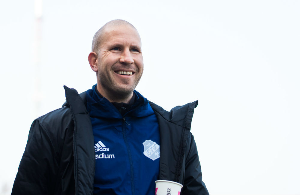 AIK-taktiken försvaras: ”Vad är problemet? Jag fattar inte”