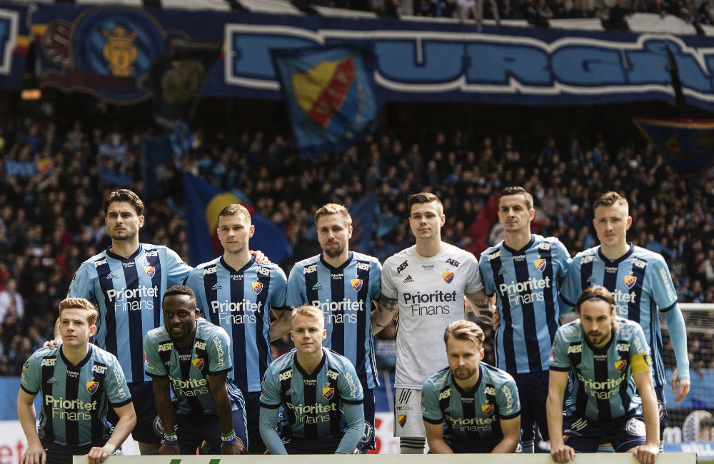 Elva omgångar – tio olika backlinjer i DIF: ”Inte optimalt”