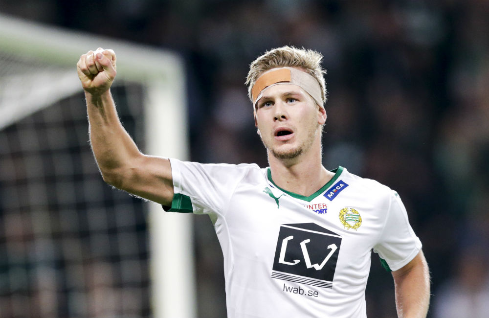 Erik Israelsson: ”Agenter ville ge spelare Playstation-kontrakt”