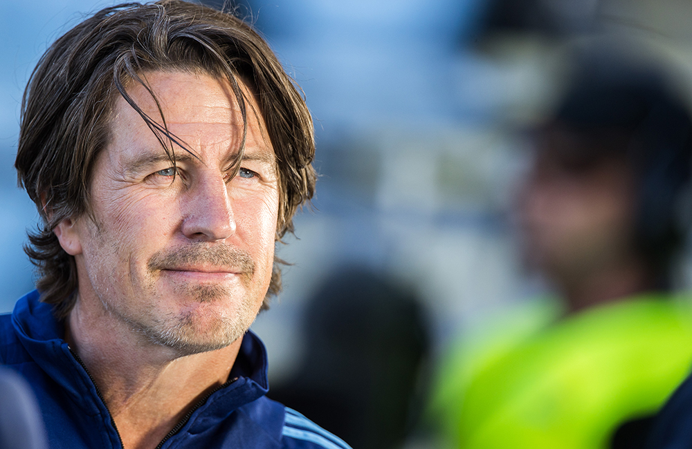 ”Avsaknaden av publiken skapar en tempofattigare fotboll”