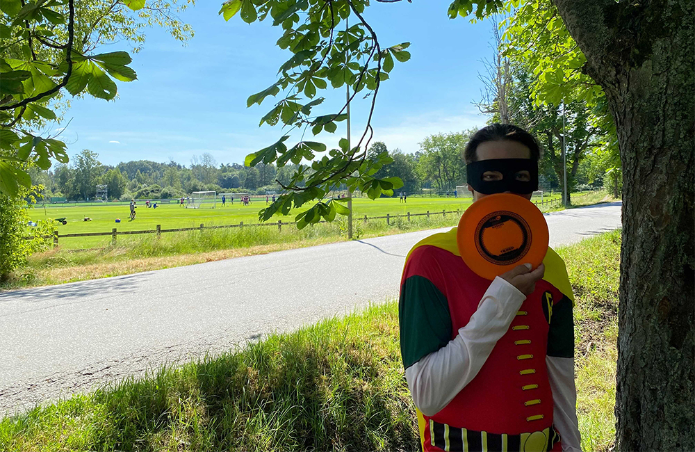 Batman-Robin stormade Djurgårdens träning: ”Jag är bajare”