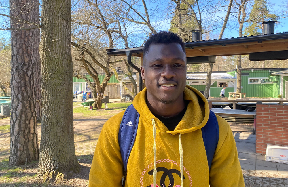 ”Jag vill ge allt för Djurgården” – Fotboll Sthlm möter Arnold Eba