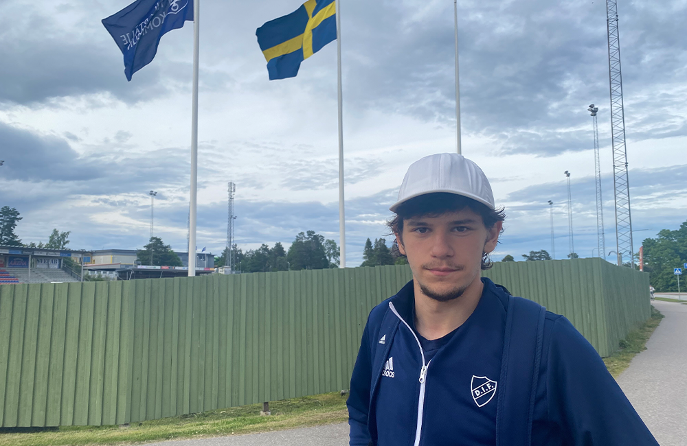 Andi Elezaj: ”Jag hade tur och hamnade i Mats Janssons anteckningsbok”