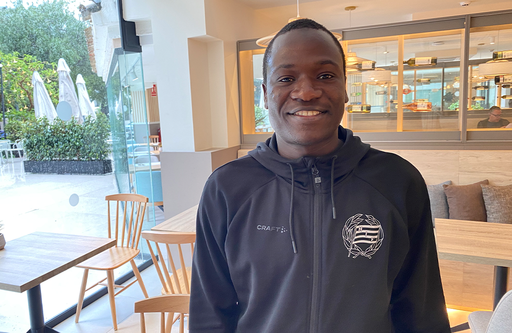 ”Jag har inte kommit någonstans än” – Fotboll Sthlm möter Saidou Alioum