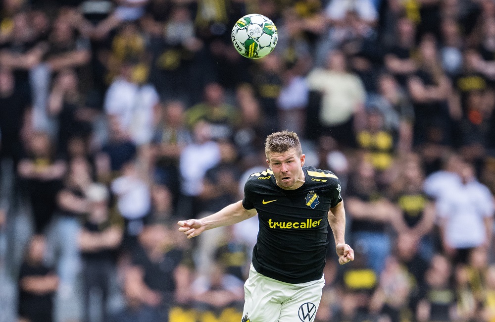 Thychosen om Häckens kvitteringsmål: ”Jag tar på mig det”