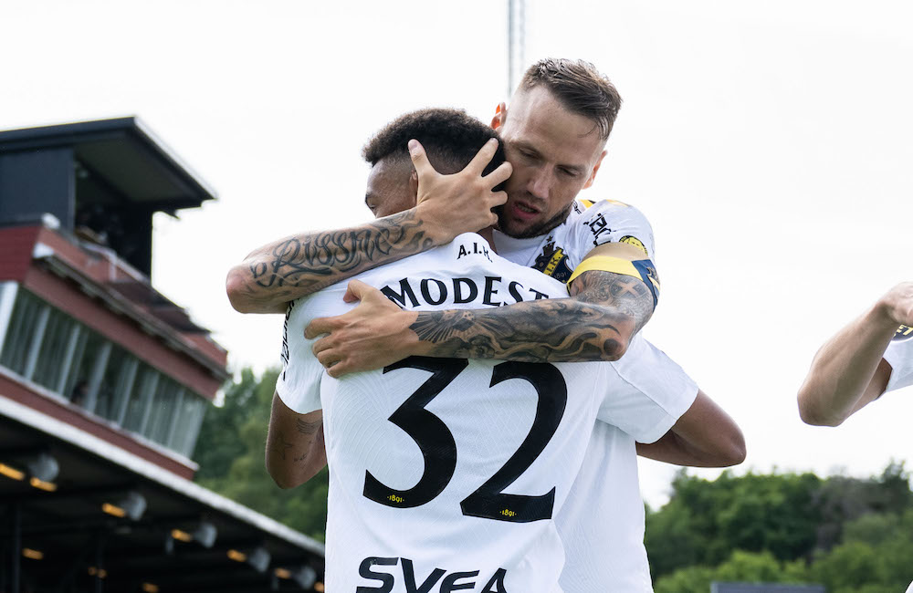 Äntligen seger för AIK – dubbla Modesto-mål avgjorde