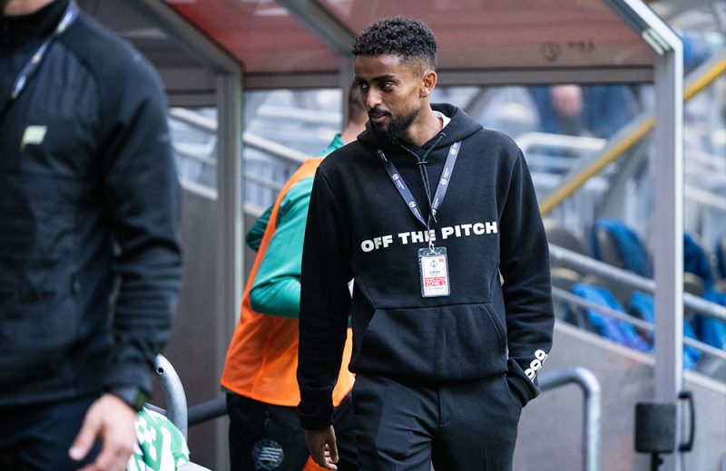 Tekies besvikelse: ”Kom inte hem för att vara utanför truppen ...