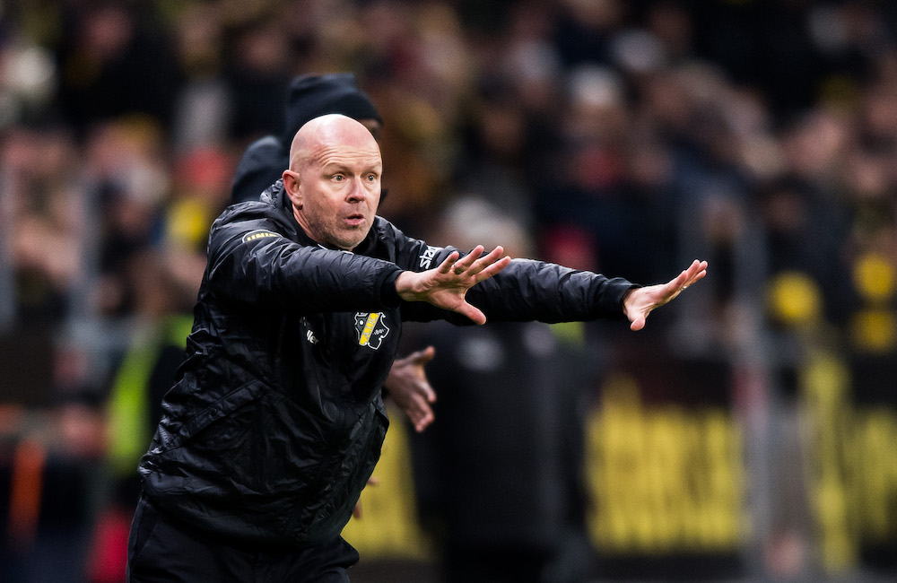 Berg hyllar publiken på Tele2 arena: ”Hjälpte oss att hålla tempot”