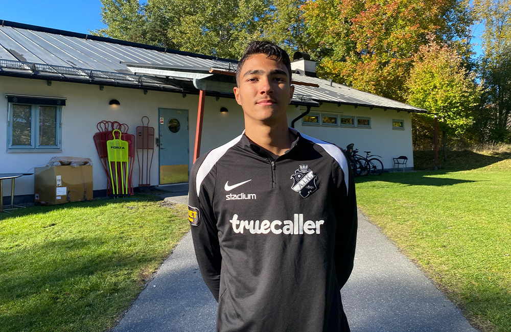Nikko: ”Jag har lyssnat på Martin Mutumbas bok två gånger”