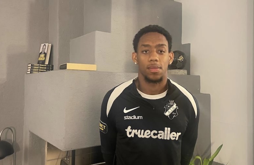 Adrian Helm redo för ny position: ”Tanken är vänster wingback”