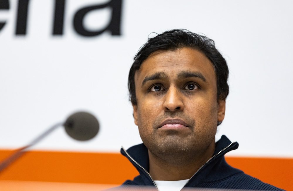 Karlsson orolig efter segern: ”Han kommer inte spela nästa match”