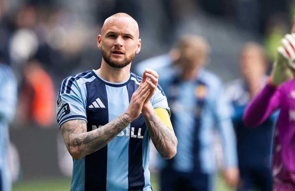 Adam Ståhl hoppade in på mittfältet: ”Försökte vara som Dybala”