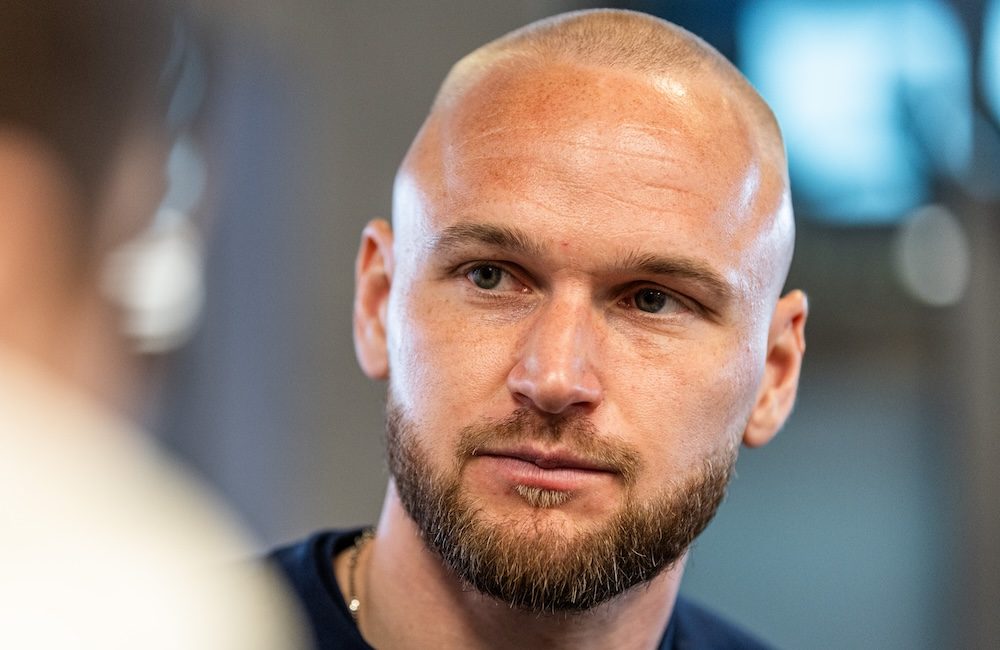 Adam Ståhl missnöjd med förlusten: ”Kan inte släppa in tre mål”