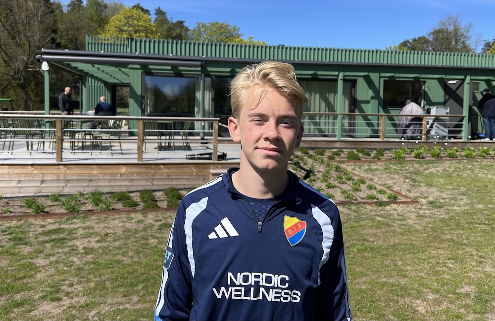 Selfvén om att spela i olika lag: ”Viktigt att få matcher”