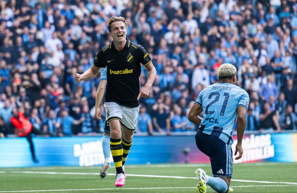Hove hyllar unga AIK efter derbysegern: ”Det är så imponerande”